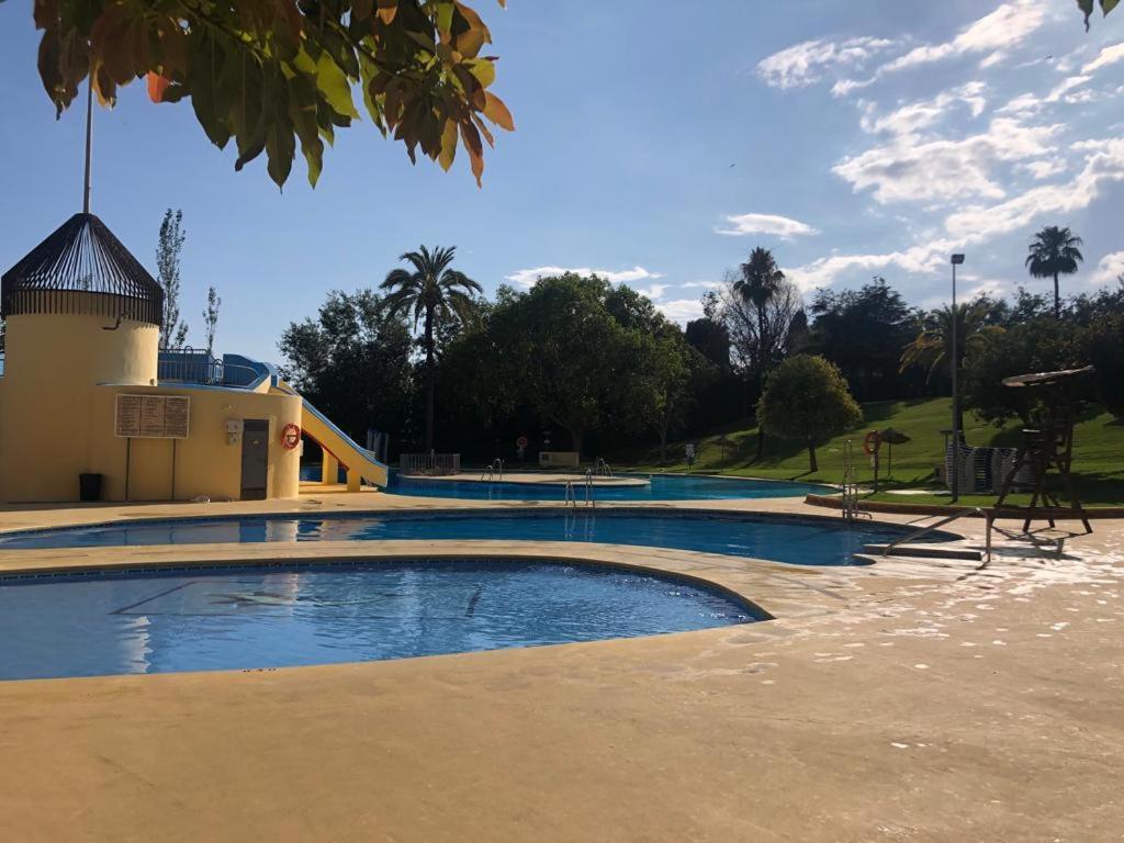Estudio Benalmadena Costa Parque Acuatico المظهر الخارجي الصورة